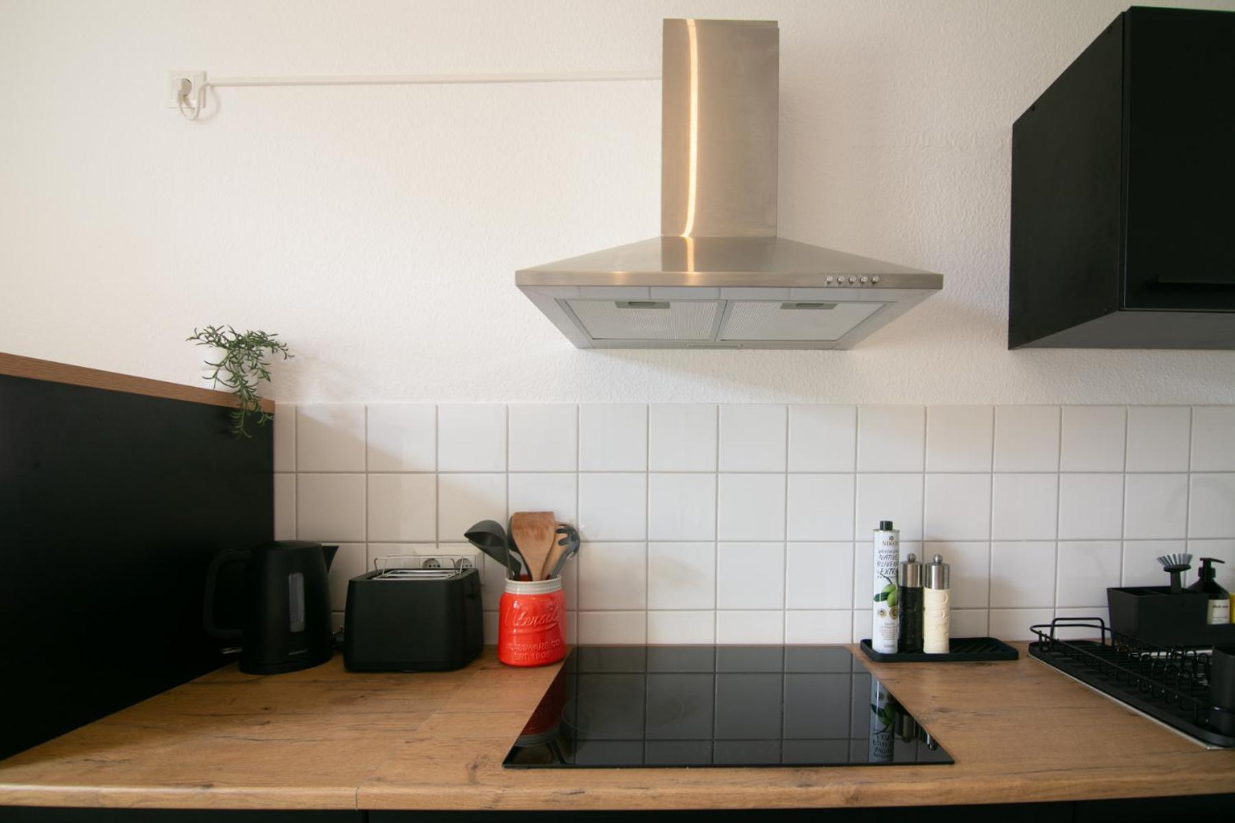 2 Zimmer, Bett Und Schlafsofa, Balkon, Waschmaschine L 莱比锡 外观 照片